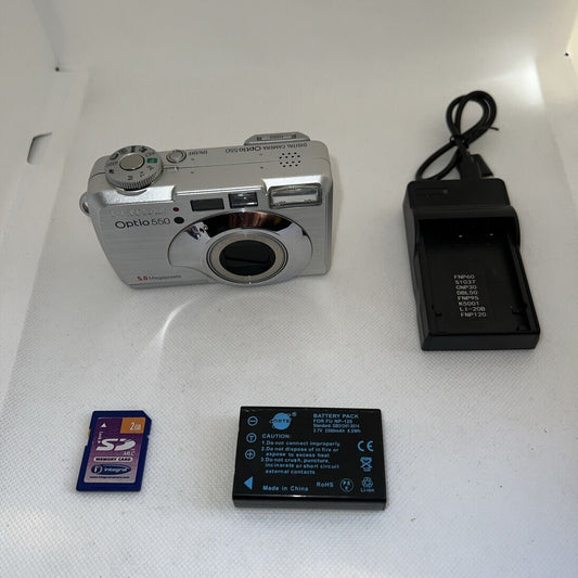 Retro Pentax Optio Digital Camera 550 5MP Compact + Battery, Charger & 2GB SD PENTAX
