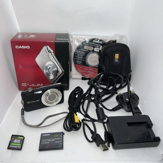 Retro Casio Digital Camera Exilim EX-S10, 10MP CCD Slim Compact + Accessories Casio