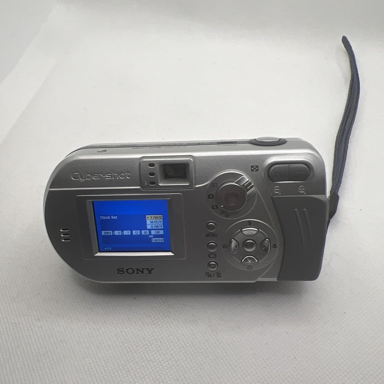 Sony Cyber-shot DSC-P72 3.2MP Digital Camera + Memory, Batteries & Cable Tested Sony